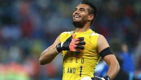Romero dijo que en diez días se podía recuperar de su lesión
