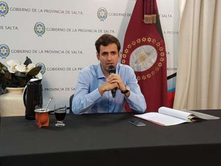 El ministro de Economía de la provincia, Emiliano Estrada.
