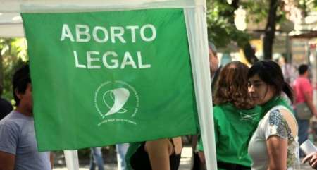 Aborto: En Salta convocan a celebrar en la Plaza 9 de Julio la media sanción de Diputados
