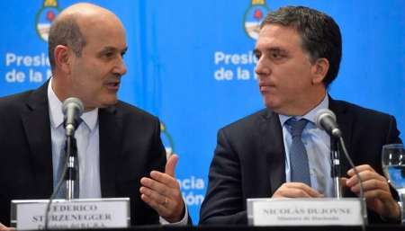 Baja de subsidios, reducción de empleados públicos y cambios en las jubilaciones, las claves del acuerdo con el FMI