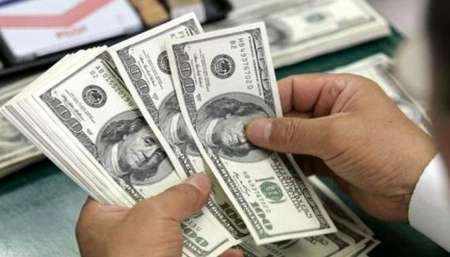 Descontrolado: el dólar batió nuevo récord y cerró a 28,42 pesos