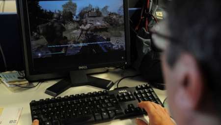 Las horas frente a la computadora podrían incidir en la caída del coeficiente intelectural. (Mario Quinteros)