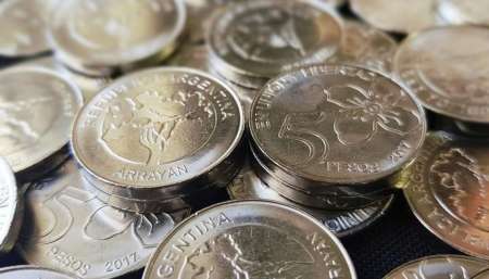 "El cliente no está obligado a recibir vales ni caramelos"