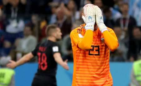 Humillante derrota frente a Croacia, con un blooper de Caballero incluido