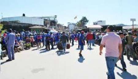 La frontera con Bolivia, también repleta de compradores