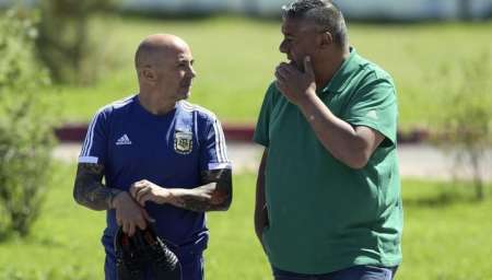 Sampaoli no se quiere ir, la AFA espera su renuncia