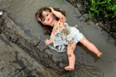 Amenazó y violó a una nena de 10 años en un descampado