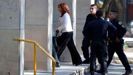 Citan a indagatoria a CFK y sigue la ola de detenciones ordenada por Bonadio