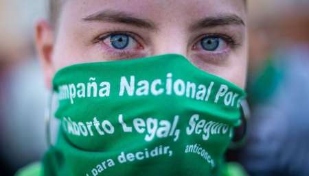 Se adelantó la sesión en el Senado por el aborto y el debate empezará mañana a las 9.30