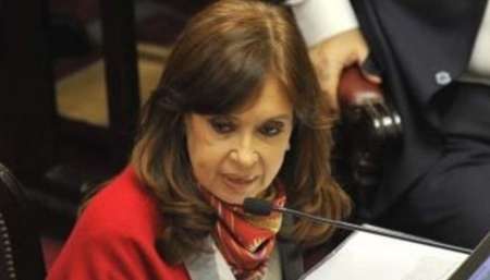 Cristina Kirchner dijo que "las miles de chicas que se volcaron a la calle" hicieron cambiar su posición sobre el aborto