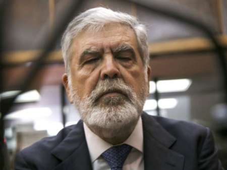 Julio De Vido: "Niego por completo haber recibido fondos ilegales en bolsos, bolsita, sobre o cajas"