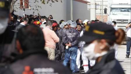 Evacúan la Coca Cola luego de una pérdida de amoníaco