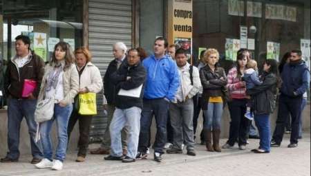 No frenan los despidos y el empleo se consolida como una variable de ajuste