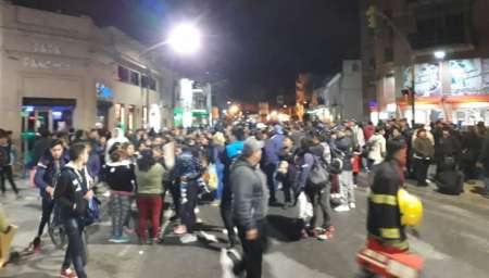 Tensión e incidentes en el centro con los manteros