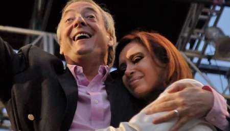 Uberti: "Entré al dormitorio de Néstor y Cristina y estaba repleto de bolsos y valijas con dinero"