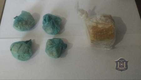 Una adolescente de 14 años vendía cocaína en la vía pública y fue detenida en Barrio Ceferino