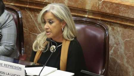 Una senadora desafió a Bonadio y tildó de "señoras gordas" a las manifestantes del #21A