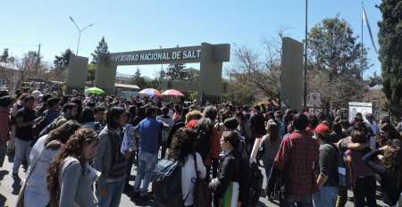 Fracasó la reunión con el Gobierno y los universitarios seguirán con el paro