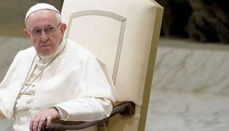Tras los dichos del Papa sobre la homosexualidad, el Vaticano quitó la palabra "psiquiatría" del texto oficial