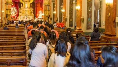 La Iglesia considera que fue "dispar" la visita de alumnos