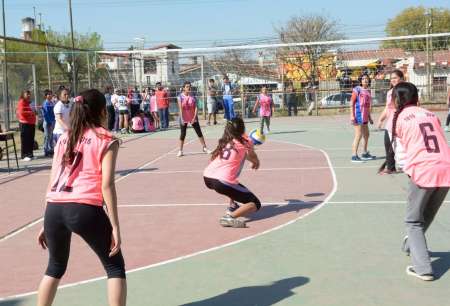 Conocé los lugares donde los chicos pueden aprender distintos deportesa