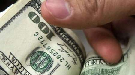 El dólar se estabilizó en 38 pesos, a la espera de novedades sobre el paquete económico