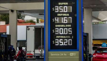 La nafta premium podría llegar a $50 el litro
