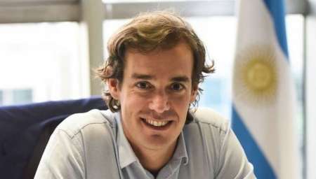 Por la crisis, un diputado de Cambiemos pidió que le congelen el sueldo hasta 2019