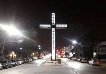 Milagro en Salta: Hoy se encenderá la Cruz de Paseo Güemes