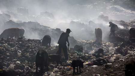 "Un infierno en la tierra": así es vivir en el basurero más grande de Haití