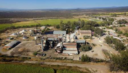 Con decenas de salteños esperando ser contratados, comenzó hoy la zafra en el ingenio San Isidro