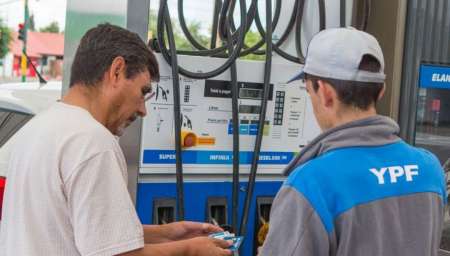 Algunas estaciones locales ya restringen las tarjetas