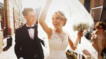 ¿Sabías que si te casás el Estado tiene que darte plata?