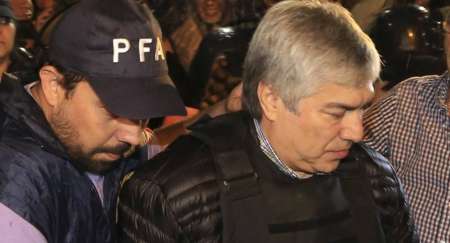 Suiza confirmó operaciones de la "ruta del dinero K" en ese país y Casanello ordenó 27 indagatorias