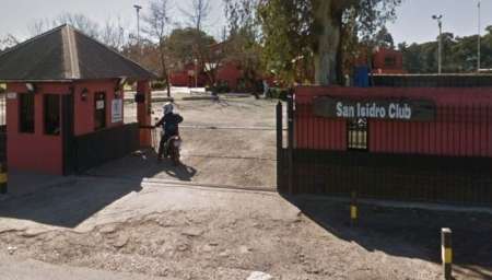 Debe $800.000 de cuota alimentaria y la Justicia ordenó que le prohíban ingresar al club