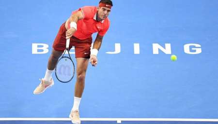 Del Potro venció a Khachanov, pasó a cuartos de final y se clasificó al Masters