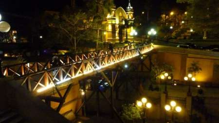 "Puente de los Suspiros" en Perú. Imagen tomada de Crónica.