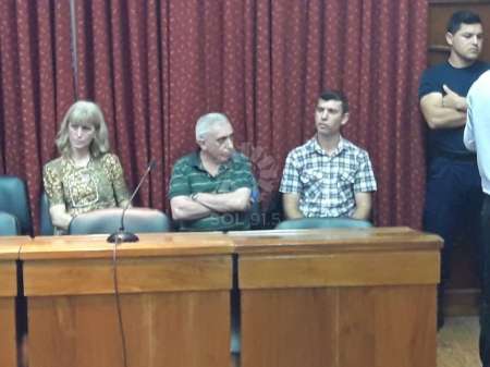 Condenaron a sus abuelos y a su tío por abusar de él cuando tenía 5 años, pero salieron del juicio en libertad