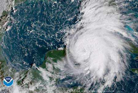 El huracán Michael se fortalece y amenaza Cuba y Florida