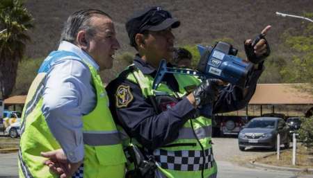 Solo dos de cada 10 acompañantes usa el cinturón de seguridad