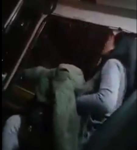 La esposa y la amante de un chofer salteño se cruzaron en el colectivo: hubo insultos, gritos y tironeos