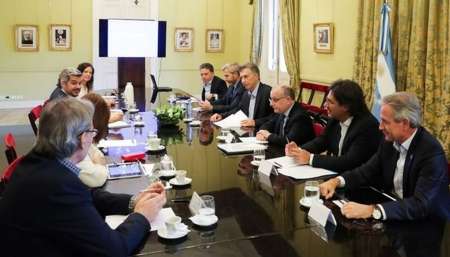 Bono de $ 5.000: podrá acordarse en más de dos cuotas y ser tomado a cuenta de paritarias