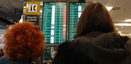 Los gremios aeronáuticos anunciaron un paro total para el lunes 26 de noviembre