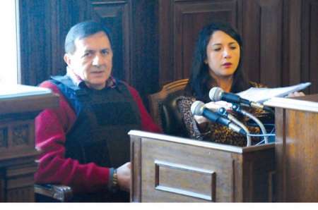 A Reynoso también se lo acusa de otorgar permisos irregulares para comerciar en la fronteraa