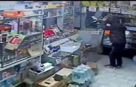 VIDEO: Motochorros acechan comercios y a vecinos en Bº Santa Ana