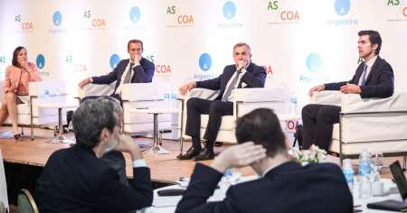 Urtubey, uno de los gobernadores que participa del G20 invitado por el presidente Mauricio Macri