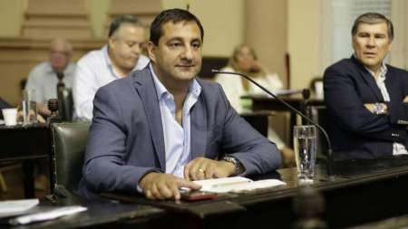 La vacante que dejó Kuldeep Singh provocó una polémica en Diputados.