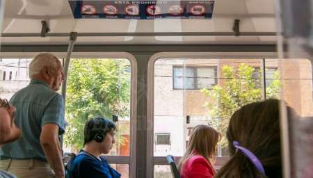 Evitar pagar el boleto, ensuciar e insultar, faltas usuales de pasajeros