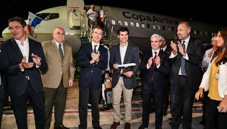 Fue inaugurado el trayecto Panamá - Salta con la presencia del gobernador Urtubey