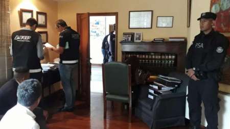 Allanamiento en la Municipalidad: revelaron qué elementos secuestró la Policía